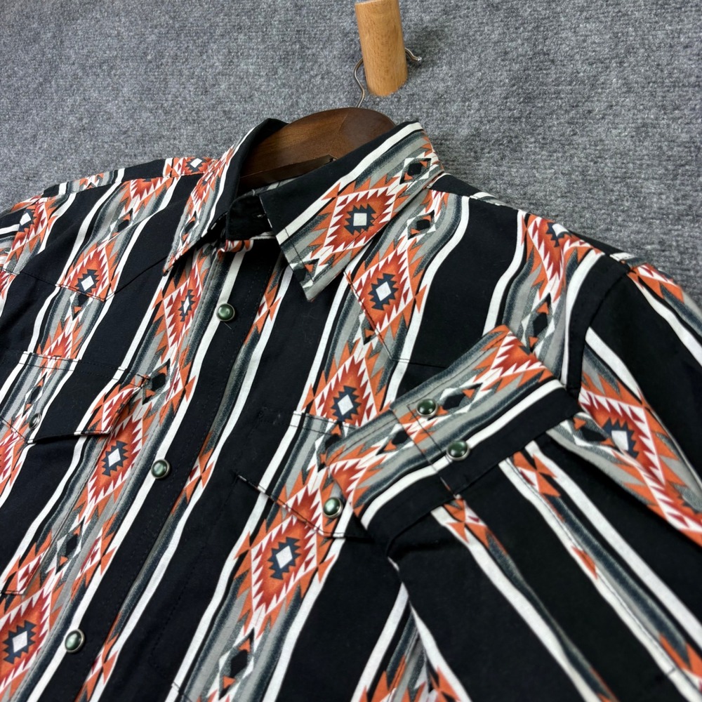 Wrangler Western Shirt Mens XL Black Orange Southwestern Geometric Snap Up 0495